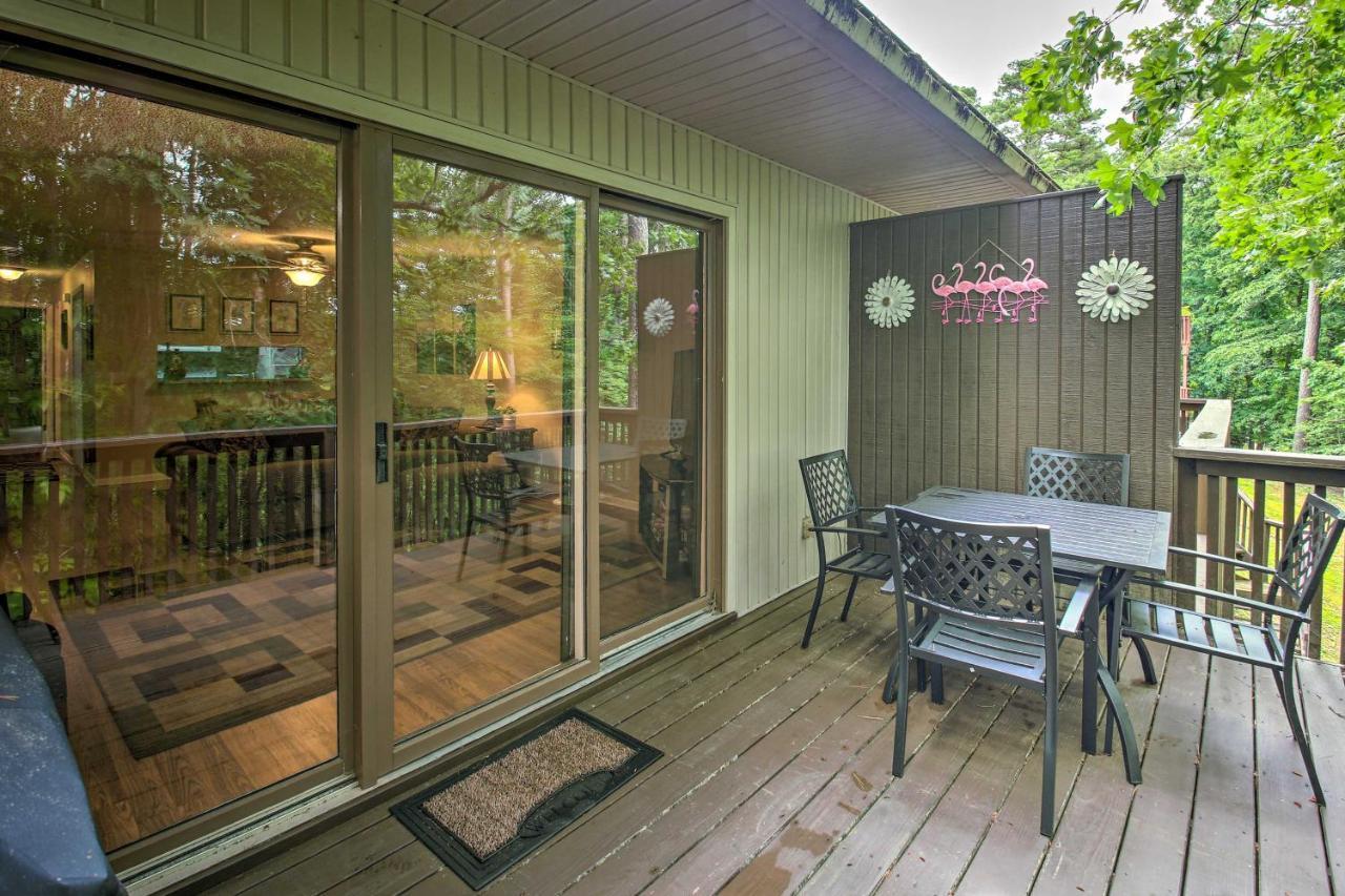 Hot Springs Village Retreat With Deck 3 Mi To Golf! Extérieur photo