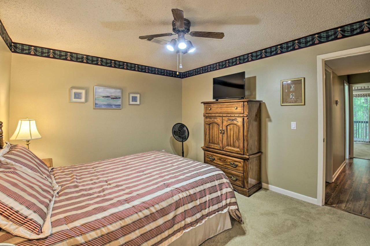 Hot Springs Village Retreat With Deck 3 Mi To Golf! Extérieur photo