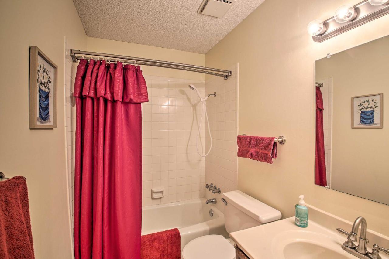 Hot Springs Village Retreat With Deck 3 Mi To Golf! Extérieur photo