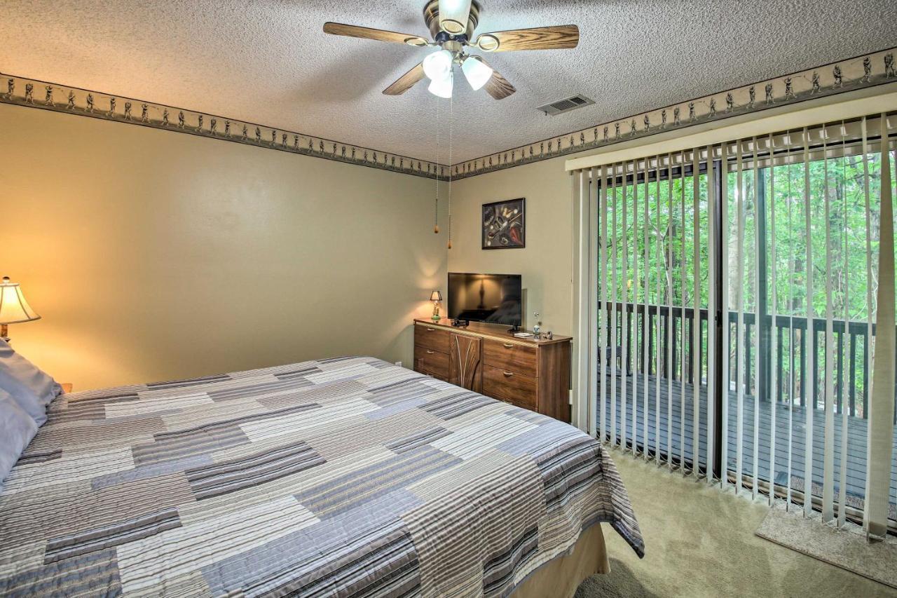 Hot Springs Village Retreat With Deck 3 Mi To Golf! Extérieur photo